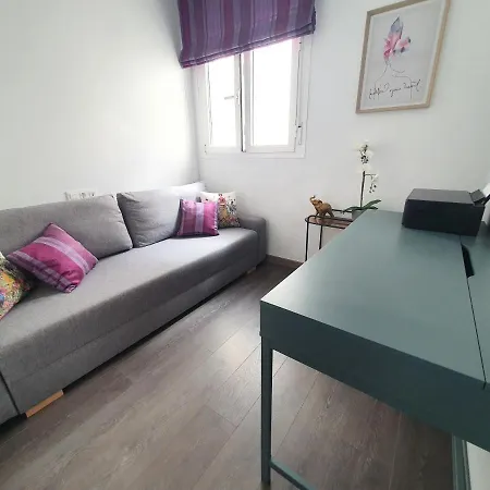 New 3 Bed Town With Pool