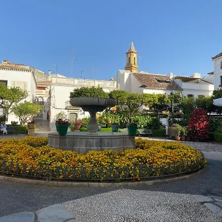 New 3 Bed Town With Pool