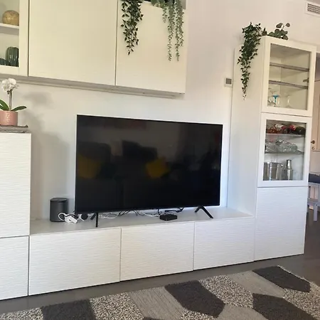 Διαμέρισμα New 3 Bed Town With Pool *
