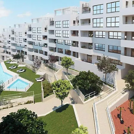 New 3 Bed Town With Pool Διαμέρισμα